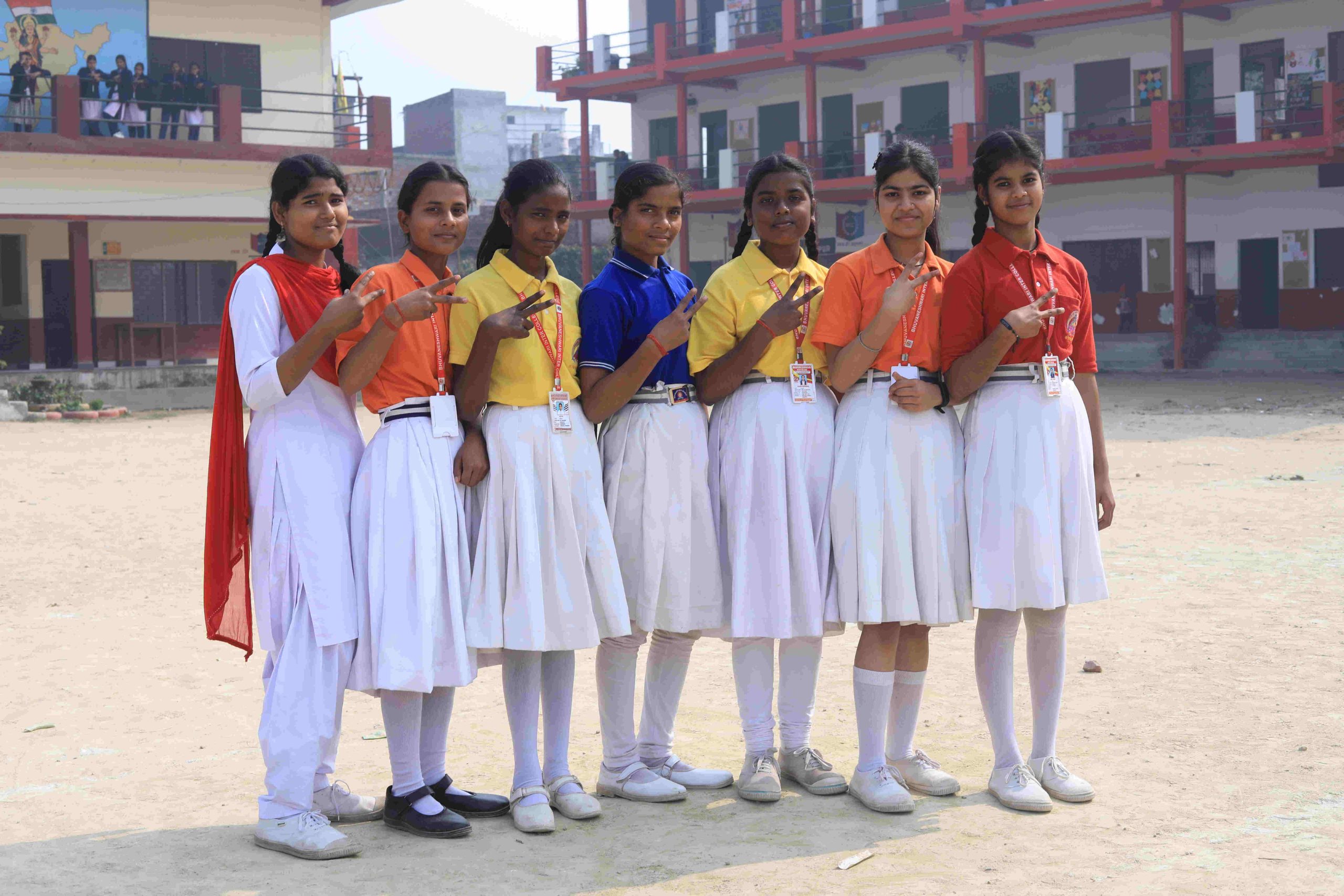 Students in science lab